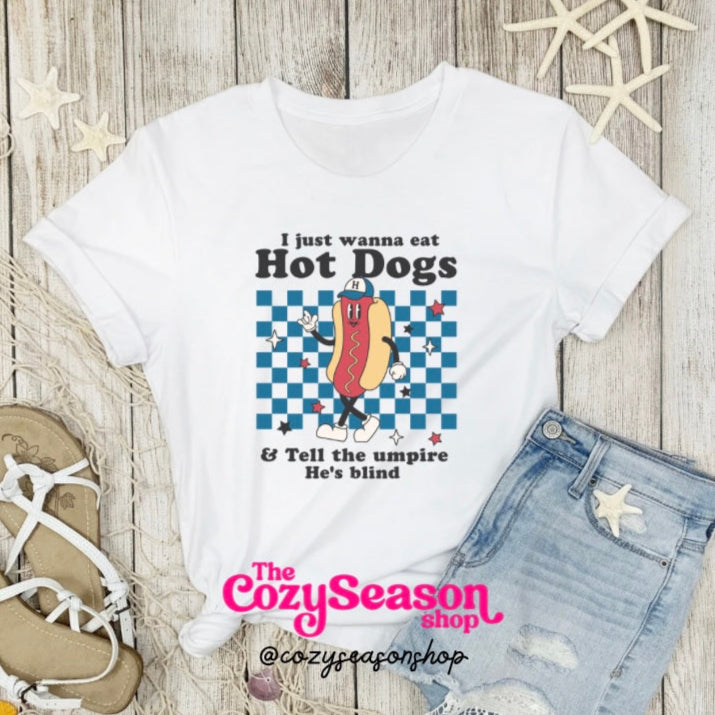 I just want to eat hot dogs - Adult Unisex T-Shirt