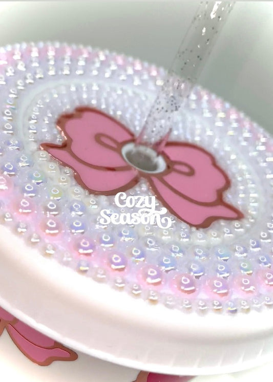 Kitty at the Cafe - 24oz Plastic Cold Cup