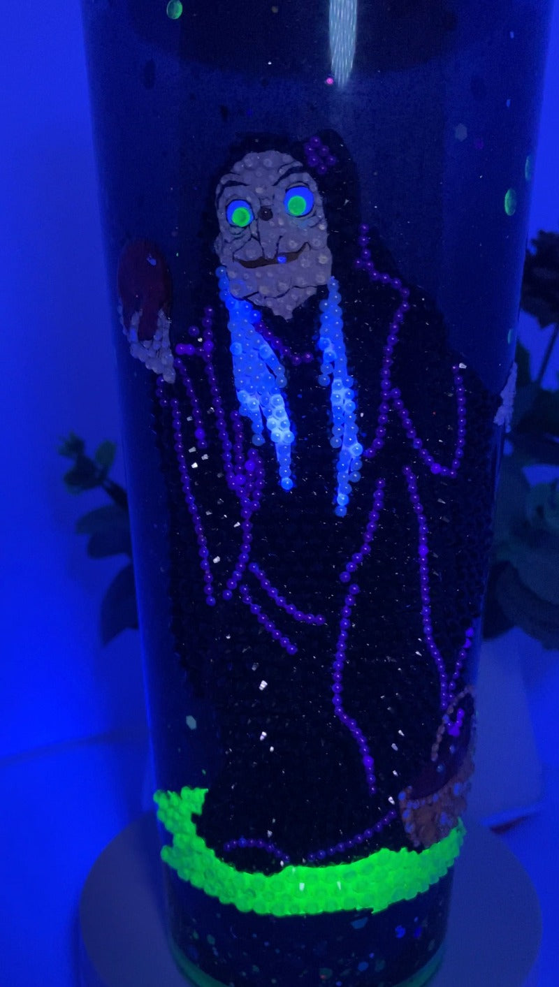 Evil Queen - Snowglobe Cup