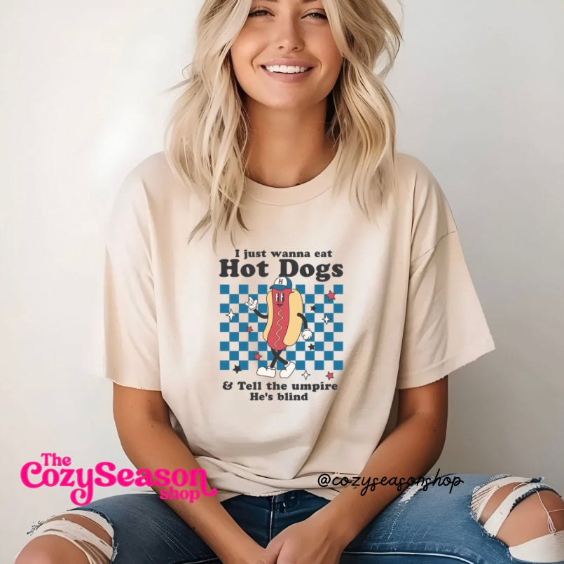 I just want to eat hot dogs - Adult Unisex T-Shirt