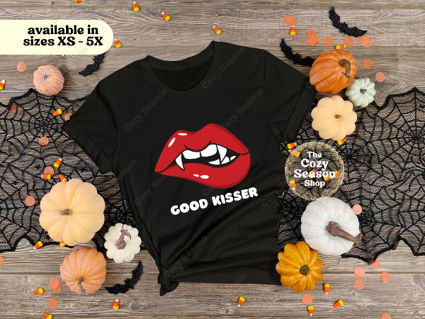 GOOD KISSER - Black Basic T-Shirt